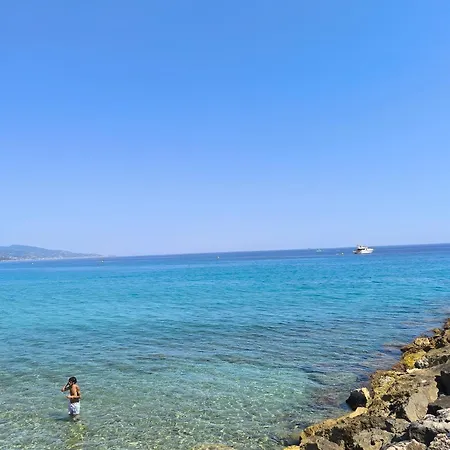 Au Calme Avec Piscine Roquebrune-Cap-Martin